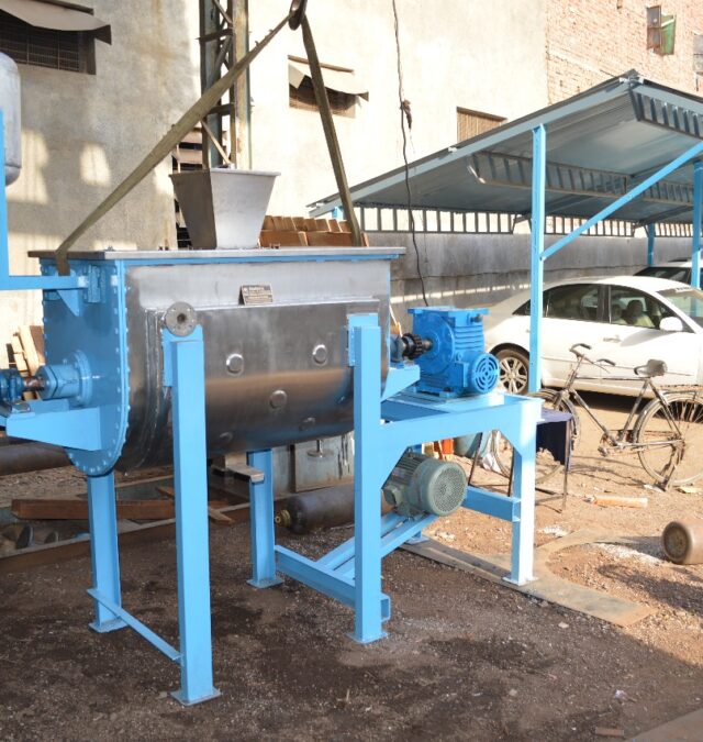 industrial ribbon blender